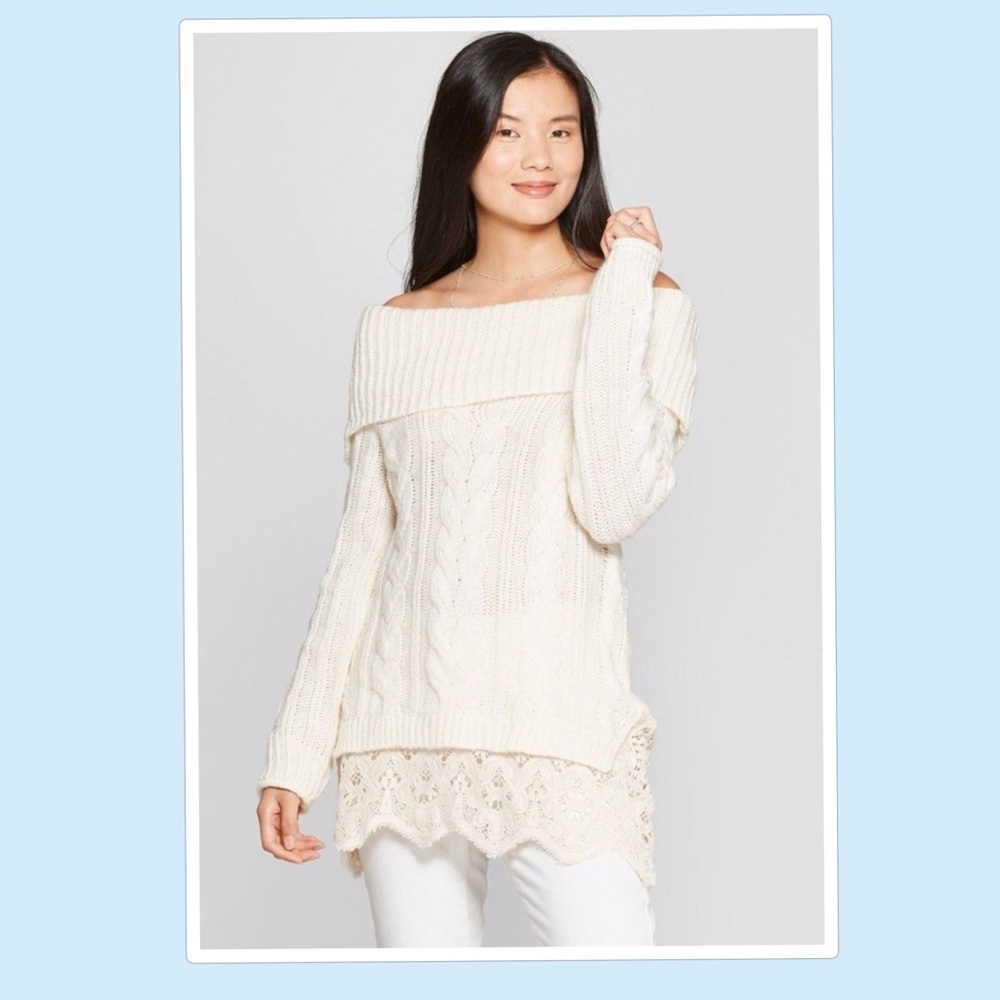 Knox Rose Ivory off the shoulder sweater. Medium.
